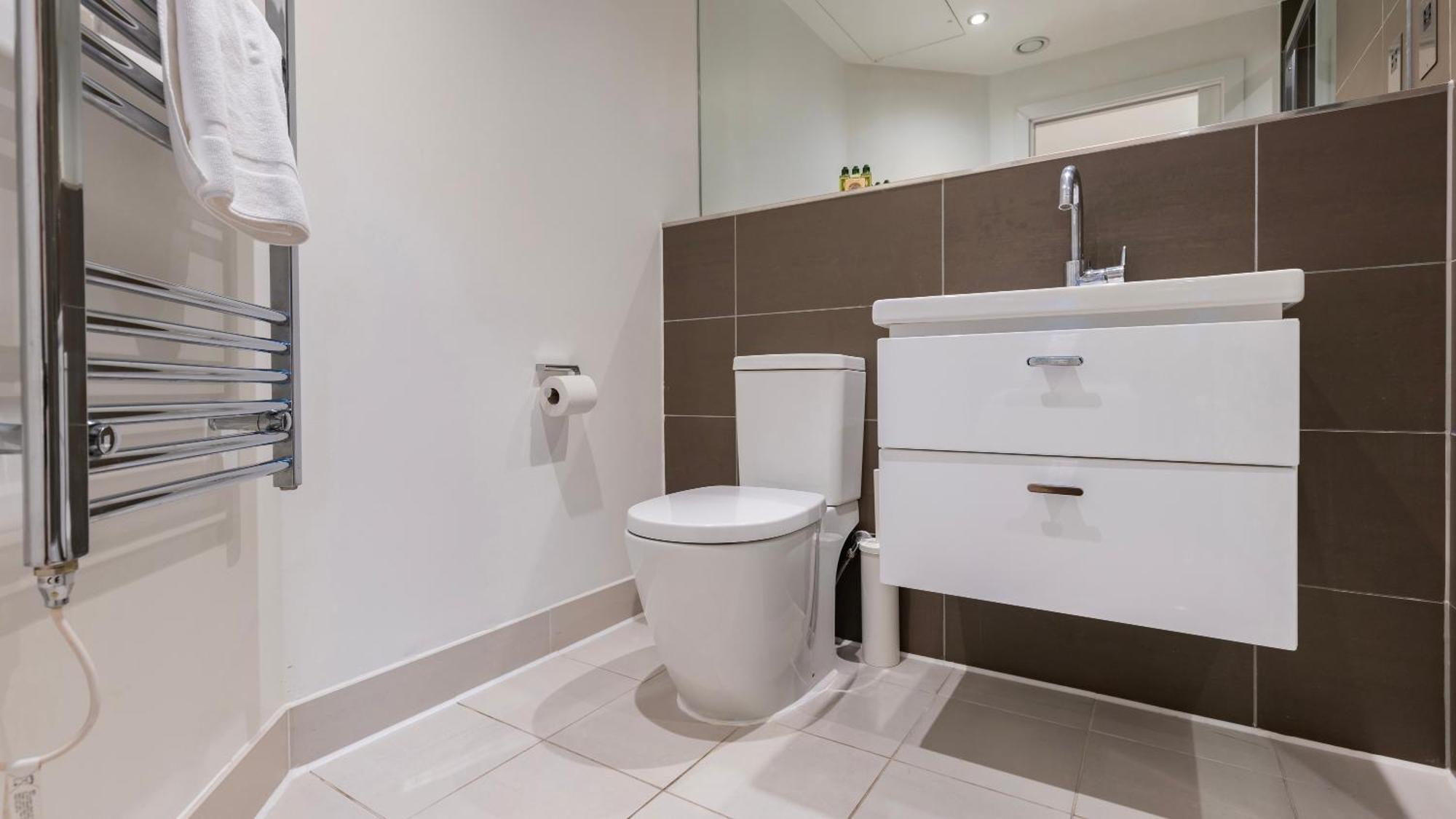 Bank Serviced By Lovelystay Aparthotel
