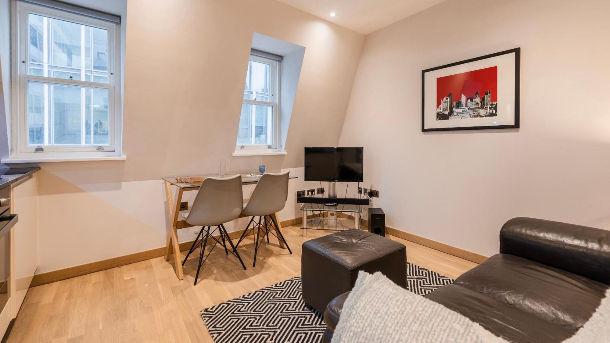 Bank Serviced By Lovelystay Aparthotel