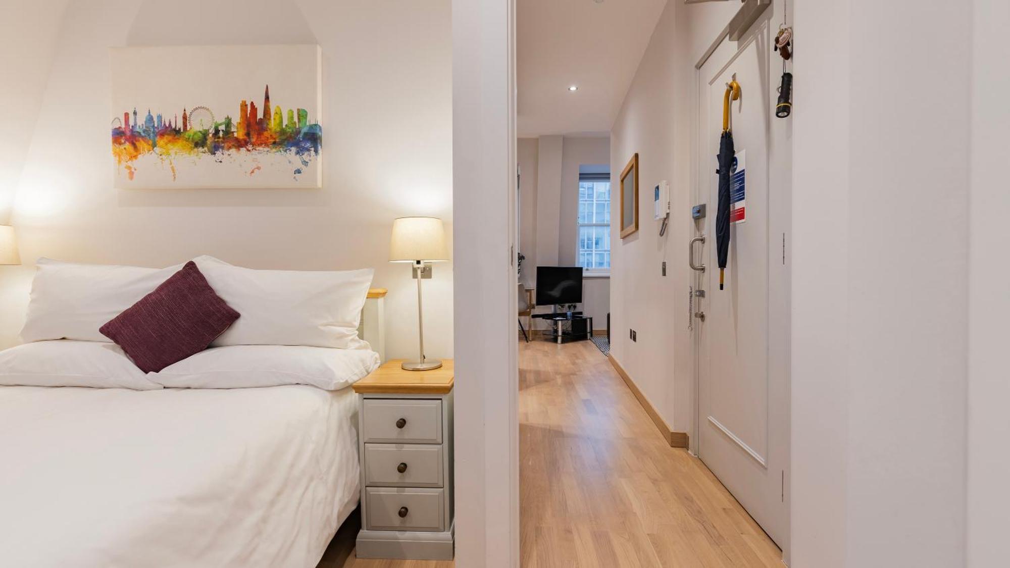 Bank Serviced By Lovelystay * London